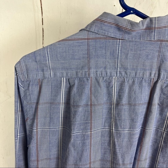 IZOD slim fit blue plaid button up shirt Medium 100% cotton - Picture 6 of 8